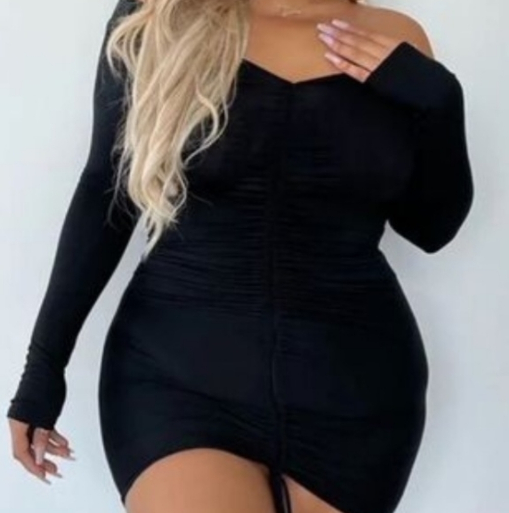 Fashion Nova Hong Kong Ruched Dress Black 1X Plus NEW